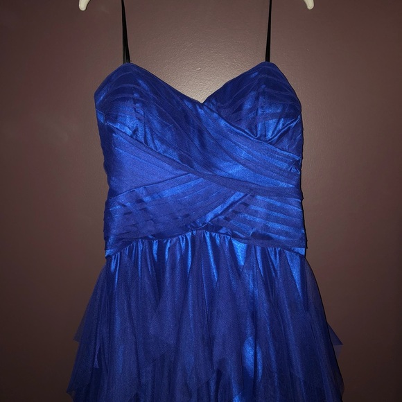 Blue formal dress - Picture 2 of 2